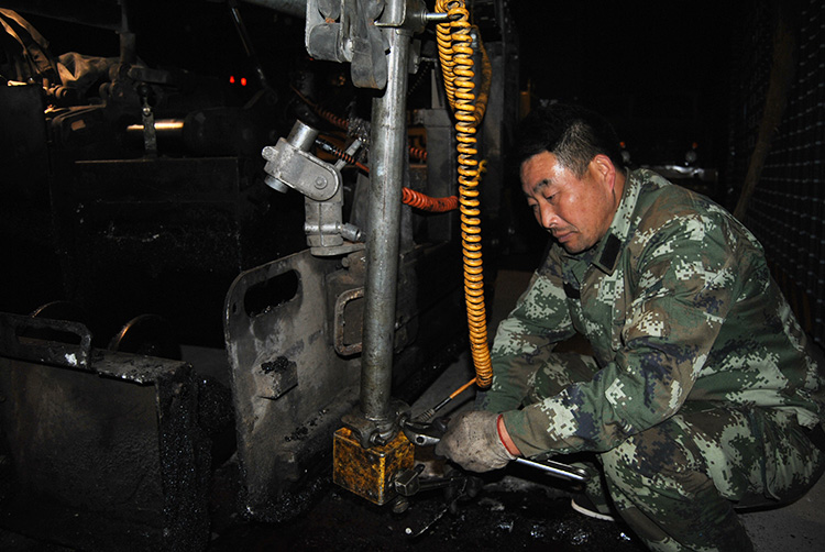 迎寒奮戰(zhàn)保重點 