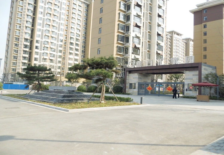 兗州新百匯家園路面工程