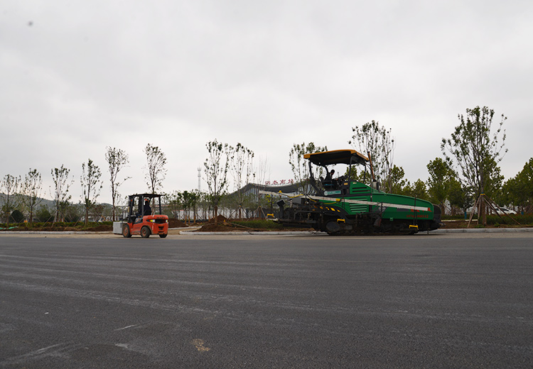 泗水高鐵站廣場